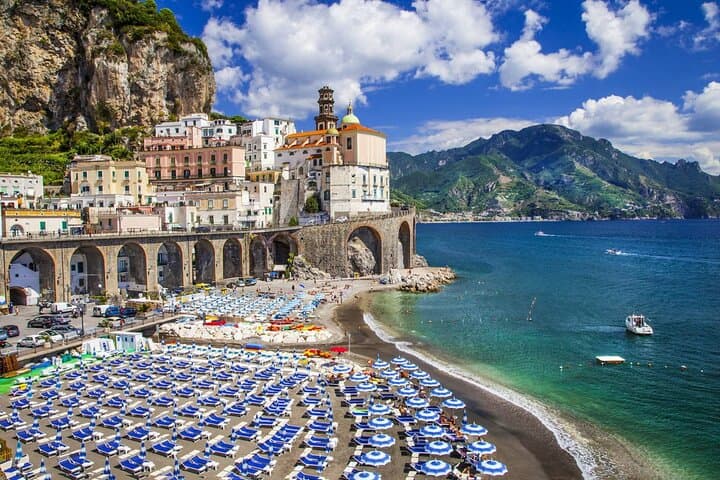 Transfer from Naples to Sorrento with 2hrs stop at Herculaneum or Vice Versa