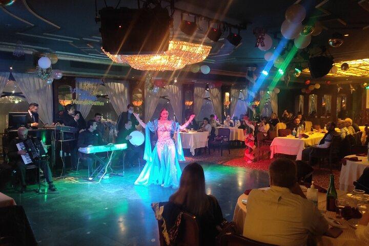 Nile 2-Hour Dinner Cruise with Belly Dancer and Tanoura Show