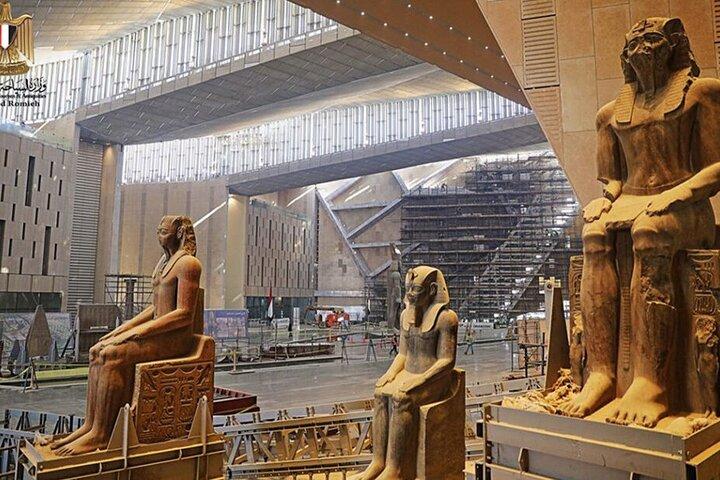 Cairo Highlights: Private Tour of Museum and Pyramids