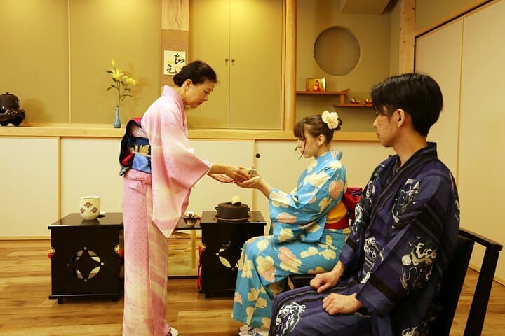 Practicing Zen through Japanese Tea Ceremony
