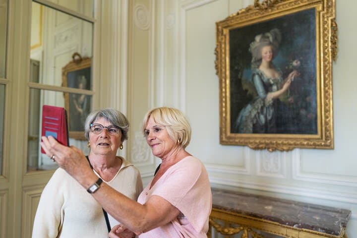 Versailles Marie Antoinette Afternoon Guided Tour with Petit Trianon & Hamlet