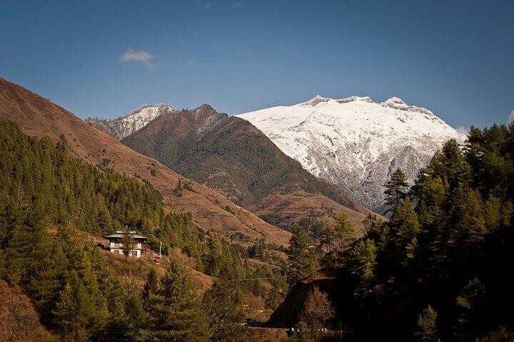 Scenic Bhutan Guided Multi-Day Tour with Airport Pickup