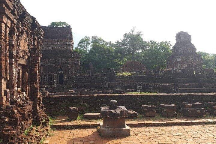 Private Car to MY SON Sanctuary and back from Hoi An/Da Nang