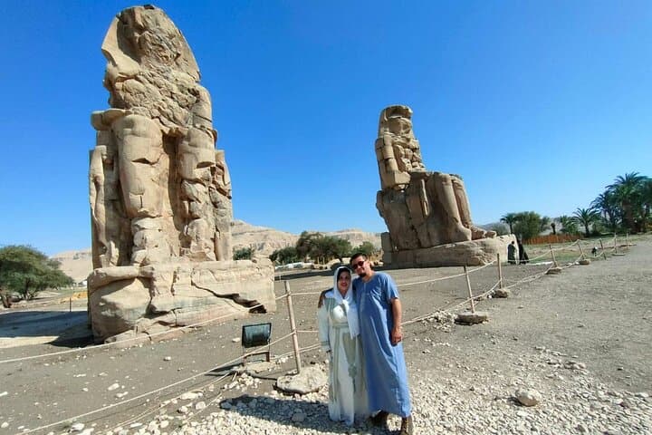 4 hours private Half-Day Tour to the West Bank in Luxor include Lunch