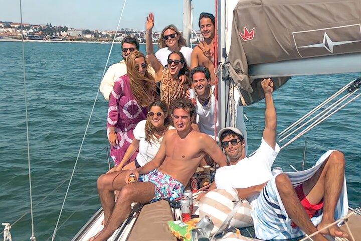 Private Beach Tour on a Luxury Sailing Boat in Lisbon