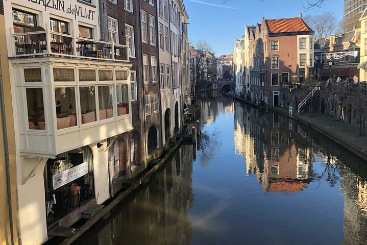 Amsterdam Castle, Cheese Farm & Utrecht City - Private Day Tour