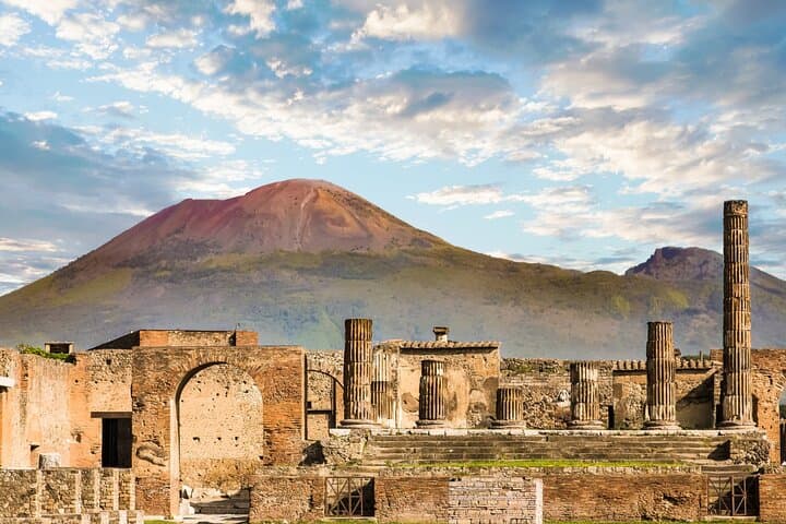 Pompeii Private Guided Tour with nominative tickets from Naples