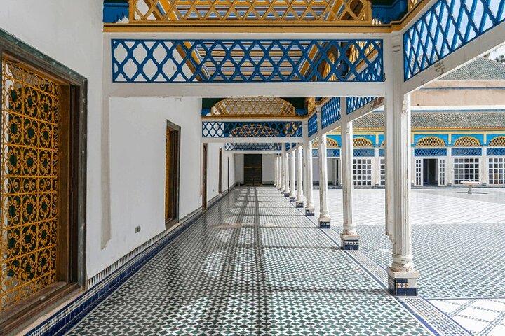 Casablanca to Marrakech 2-Day Tour with Agafay Desert Stay