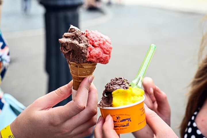 Rome Food Tour in Campo dei Fiori with 8+ Food Tastings