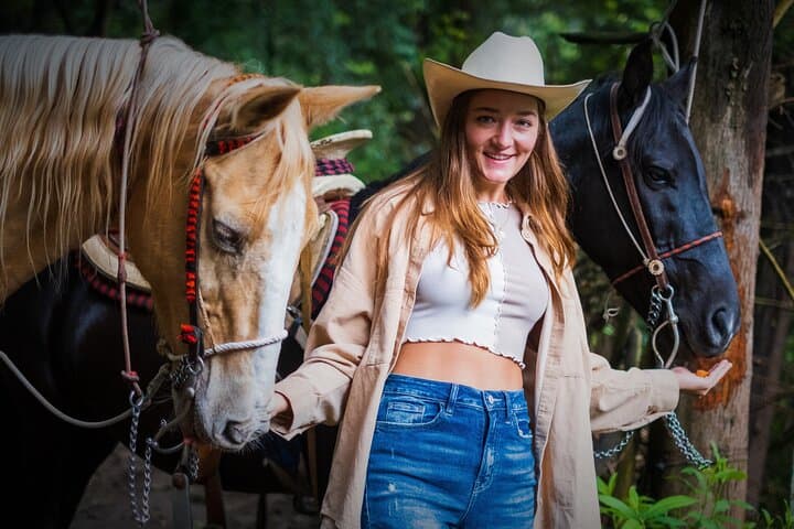 Exclusive Horseback Ride w/ Mexican Charros Family in México City