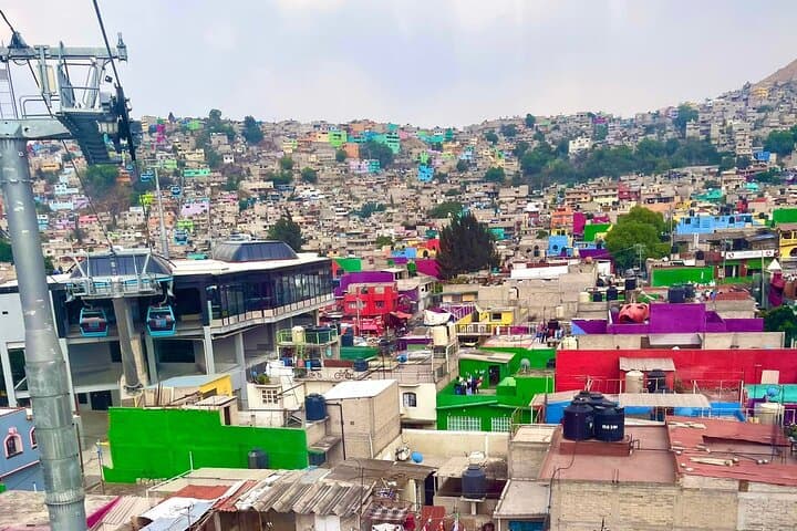 Fly over to the Unexplored Parts of CDMX by Cable Car