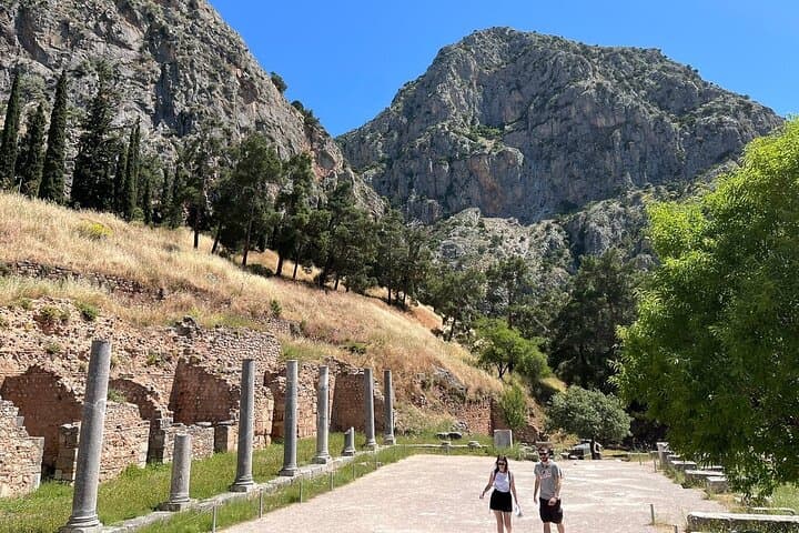 Premium Delphi Day Trip with an Expert Guide, Museum & Lunch