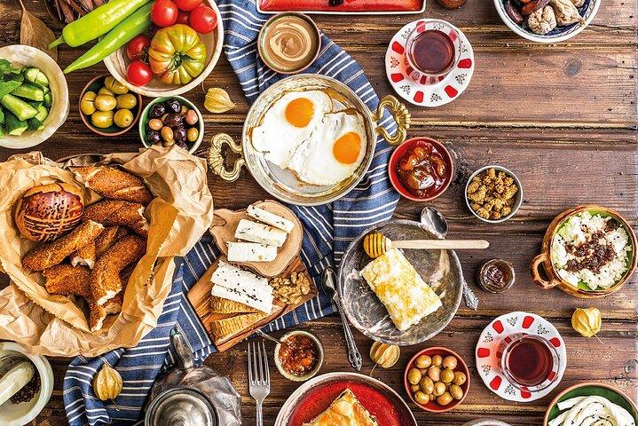 Private Traditional Turkish Breakfast & Sirince Village Tour By Locals