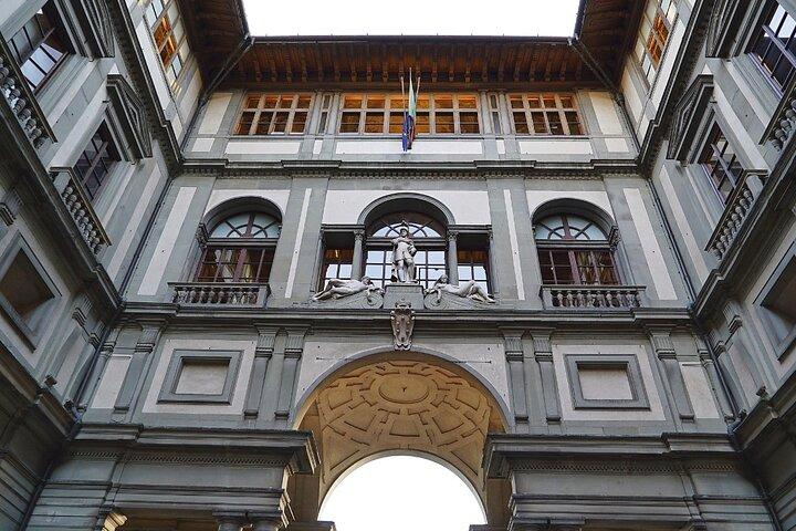 Private Walking Tour of Uffizi Gallery
