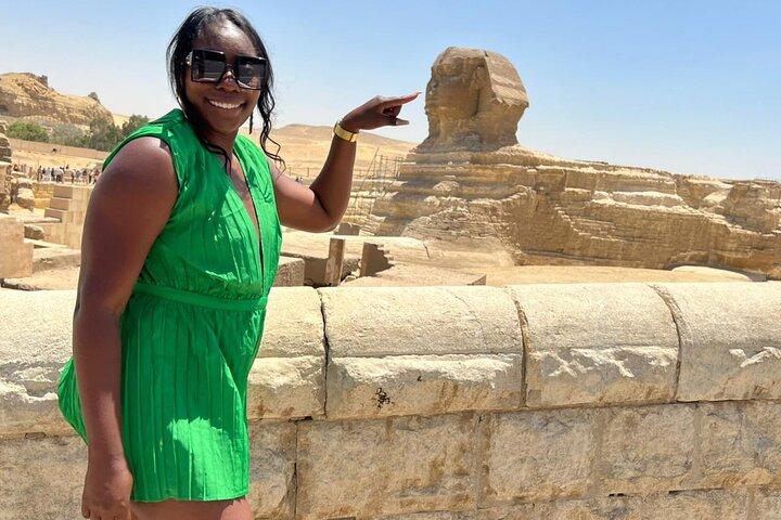 8-Hours Tour to Giza ,Museum & Market with Lunch(Egypt vibes)