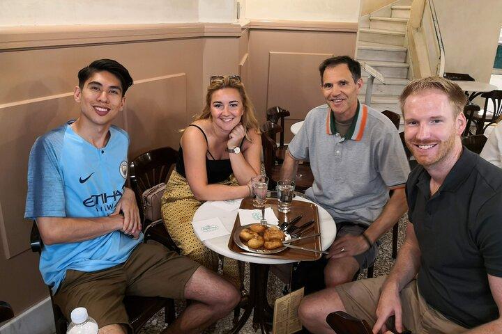 Athens Greek Breakfast Walking Tour with a Foodie