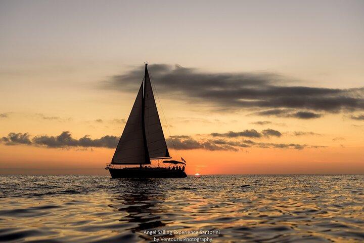 Santorini Private Sunset Sailing Tour with Dinner, Drinks &Transfer included