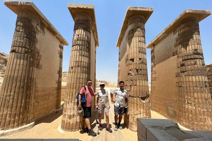Full-Day Tour Giza Pyramids, Sphinx, Memphis, and Saqqara