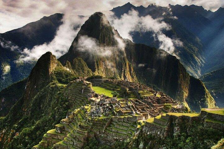 Cusco : 4 days | city tour | Sacred Valley | Machupicchu |
