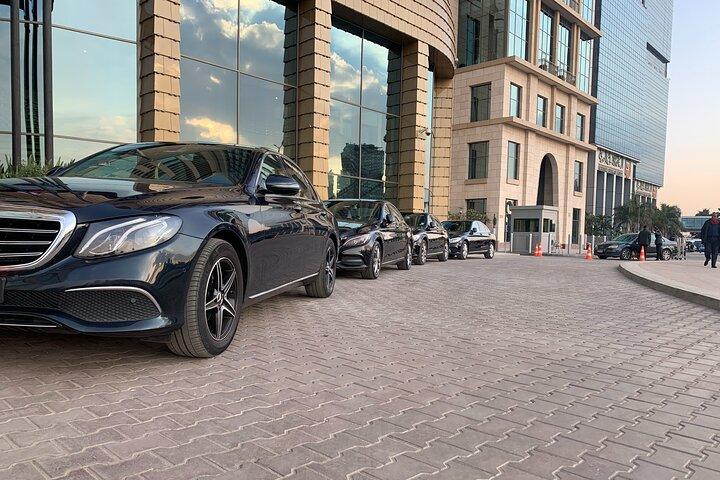 Luxury Transfer From and to Airport