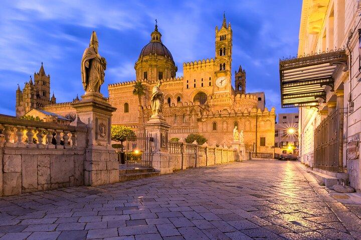 Palermo Scavenger Hunt & Highlights Self-Guided Walking Tour