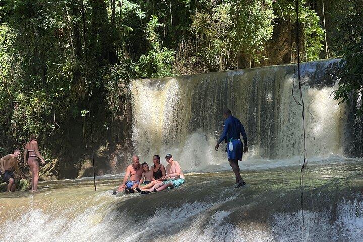 Appleton estate,YS Falls,Black River Safari,Pelican Bar(any 3of4)