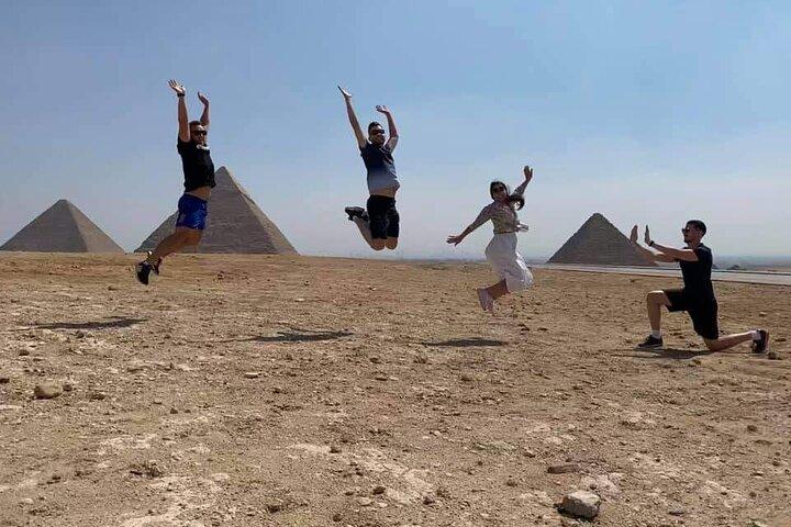 (Egypt jewel) Day Tour To Giza Pyramids, Museum, Mosque &Felucca