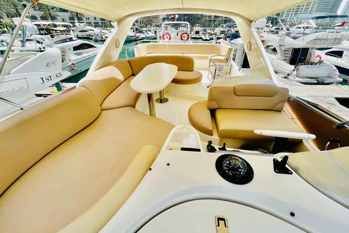 Private Luxury Yacht Tour From Dubai Marina
