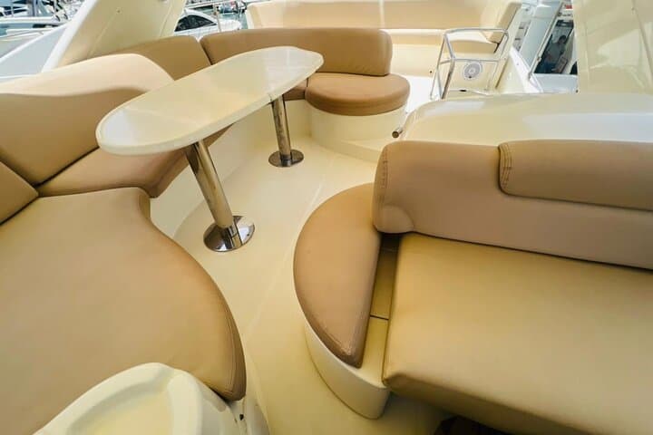 Private Luxury Yacht Tour From Dubai Marina