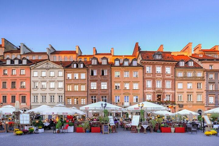 Warsaw Scavenger Hunt & Highlights Self-Guided Walking Tour