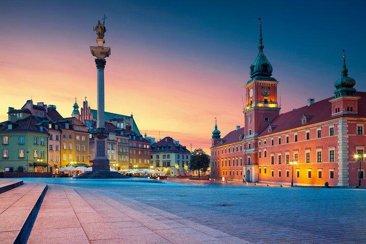 Warsaw Scavenger Hunt & Highlights Self-Guided Walking Tour