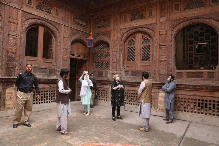 From Islamabad: Full Day Historical Peshawar Guided City Tour