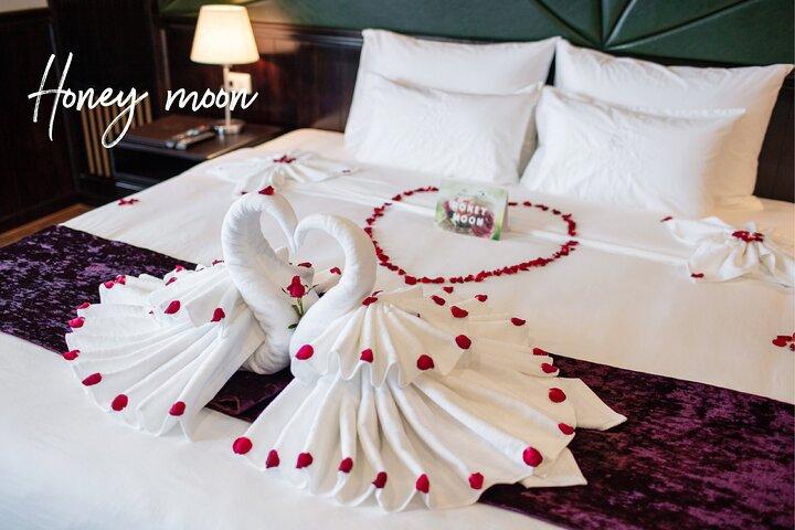 Best Peony Cruise 2 days 1 night Lan Ha Bay Halong Bay