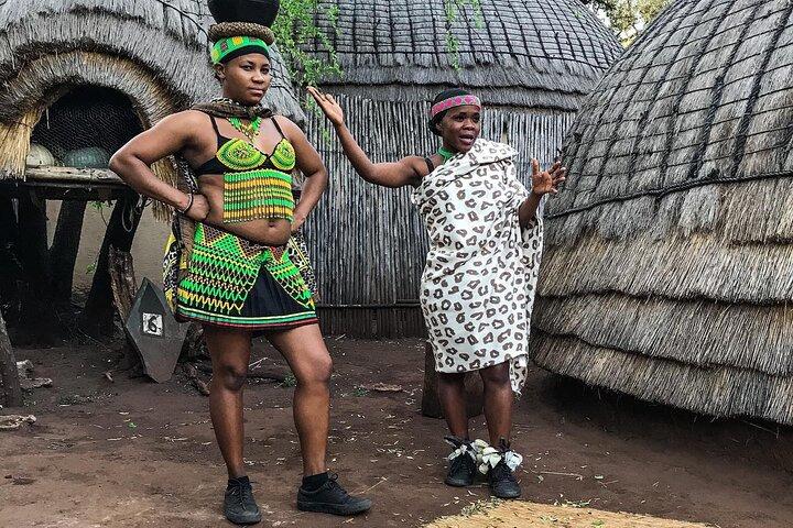 Lesedi Cultural Village Private Tour with Lunch in 4 hours