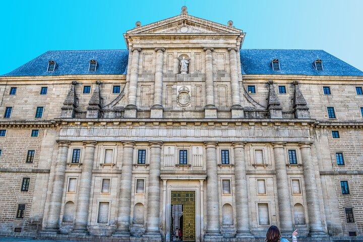 5 Hours Private Walking Tour in the Royal Monastery of El Escorial