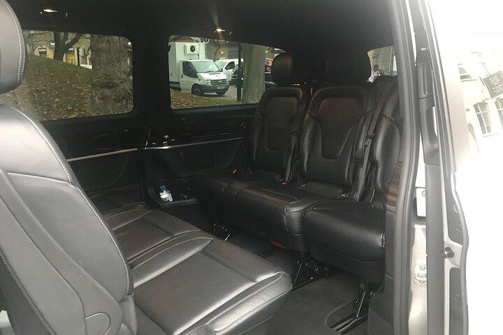 Private V Class Transfer Gatwick to Portsmouth Cruise Terminal