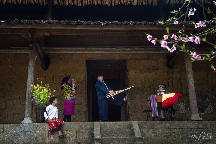 Private 3 Days and 2 Nights Tour in Ha Giang's remote borderlands with Guide