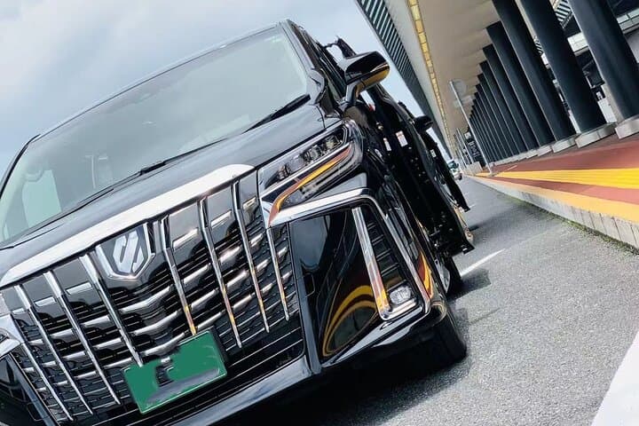 Private departure Transfer from Osaka city to Kansai airport