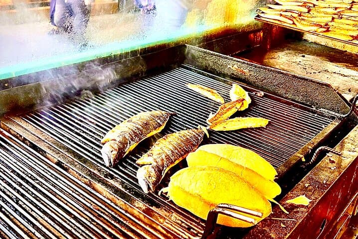 Istanbul Guided Street Food Tour Around European and Asian Sides