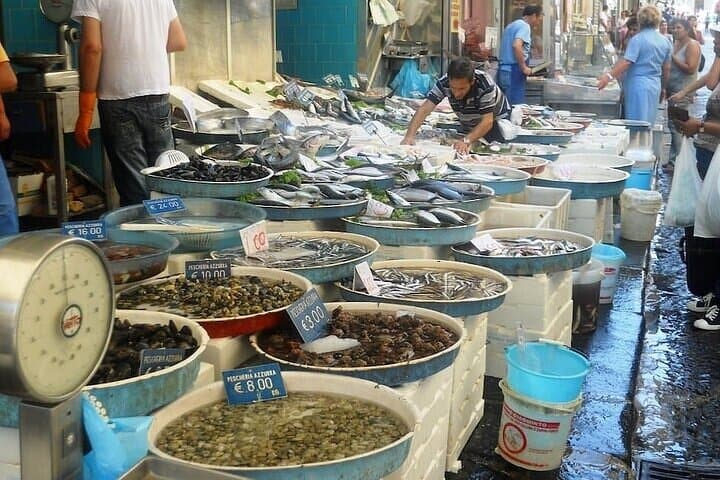 Naples Street Food Tour (2hrs)