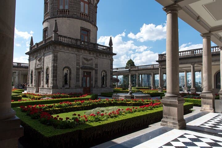 EXCLUSIVE TOUR Chapultepec Castle - Small Groups