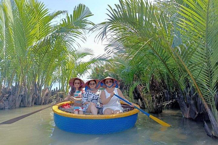 Hoi An: Coconut Basket Boat Ride in the Coconut Forest
