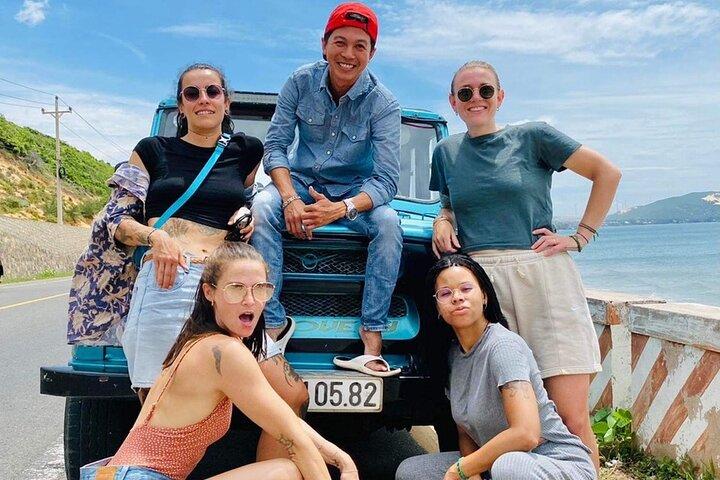 5-Hour Sunrise or Sunset Jeep Tour from Mui Ne