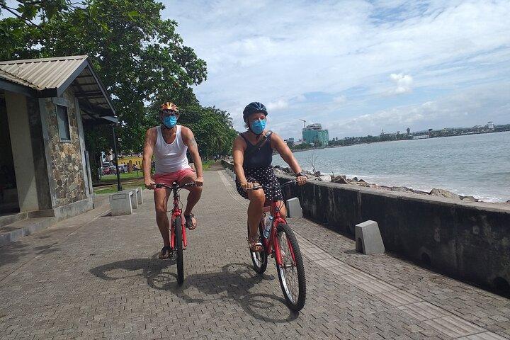 Galle Fort and City Cycling Tour - Choice of E-Bike or Manual
