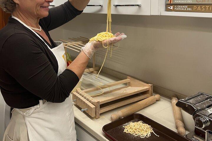 Authentic Venice Home Cooking Class: 3-Course Meal & Wine