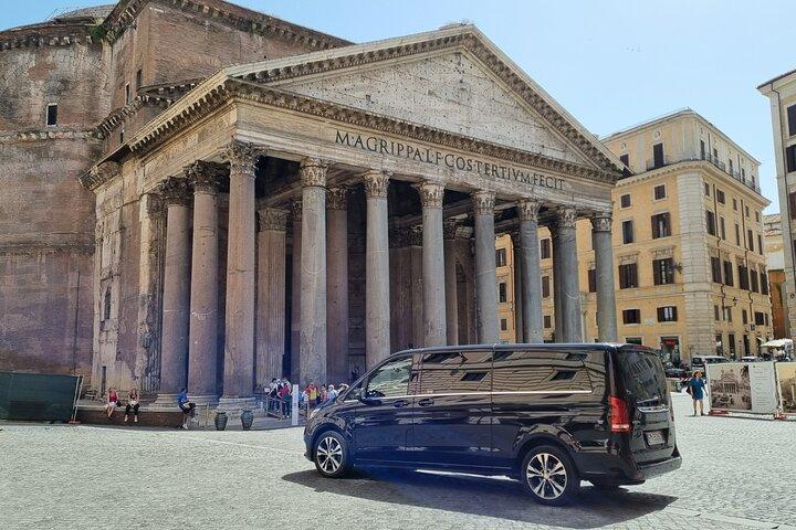 Rome Highlights Private Day Tour by Mercedes Minivan
