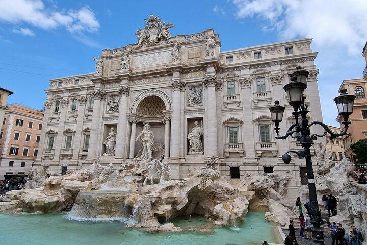 Rome Highlights Private Day Tour by Mercedes Minivan