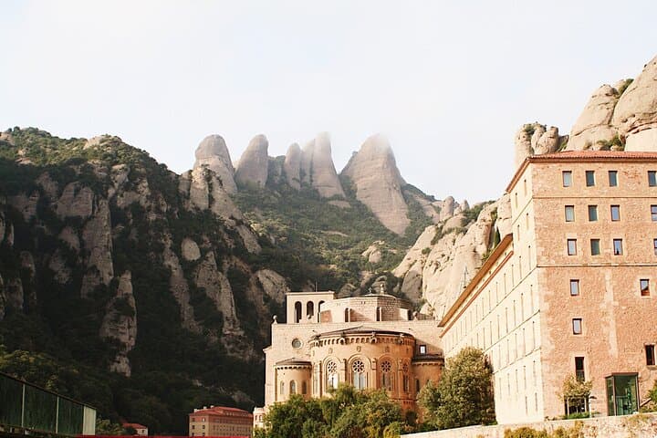 Half-Day Private Tour of Montserrat from Barcelona