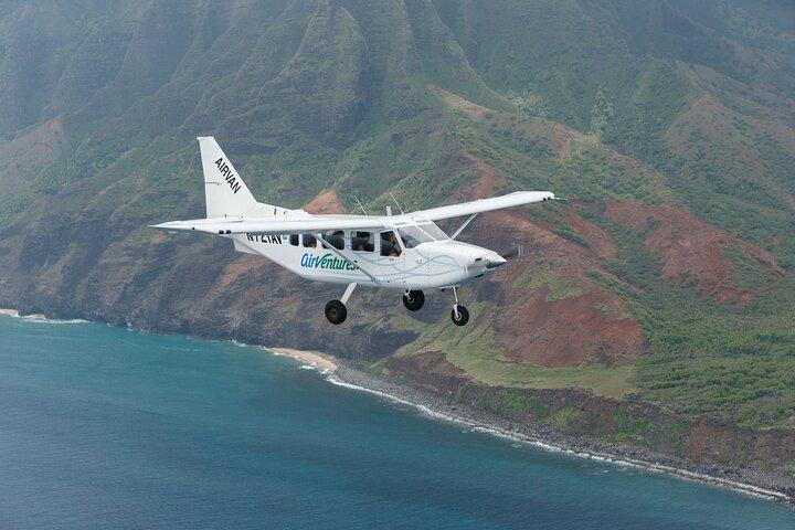 Kauai Airplane Tour: Na Pali Coast, Waterfalls & Window Seats
