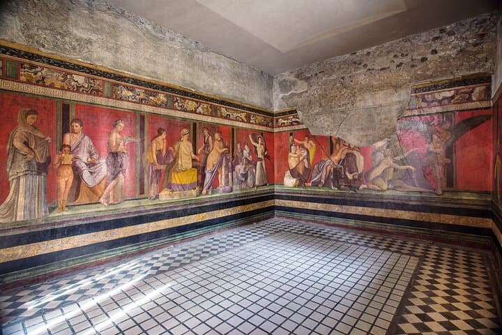 Full-Day Tour in Pompeii, Sorrento and Amalfi Coast